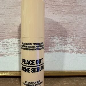 Peace Out Acne Serum - Cream
